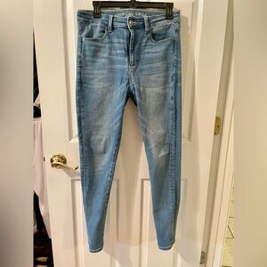 American Eagle Super High Rise Jegging size 8R